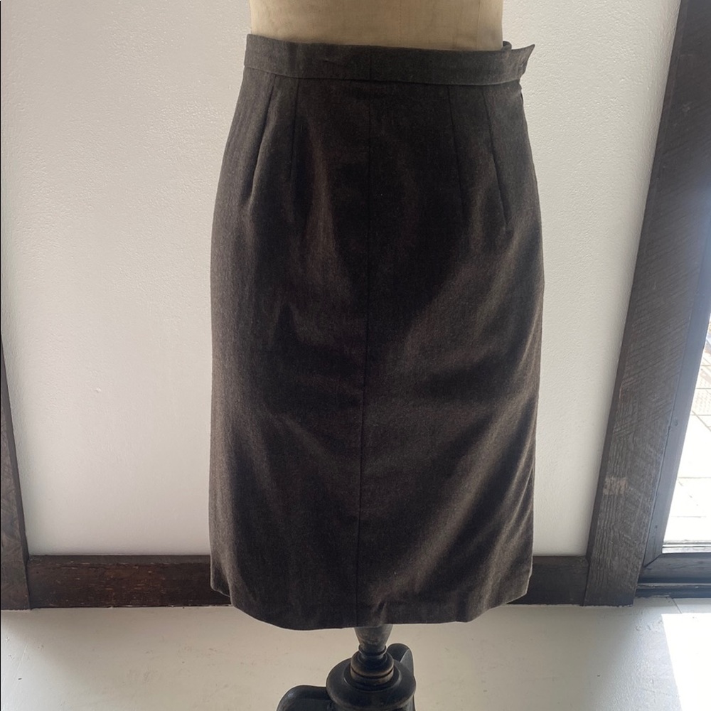 FERAUD | Elegant Brown Women's Skirt